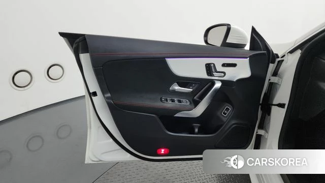 Mercedes-Benz CLA-Class C118 id 4608271 из Кореи 16