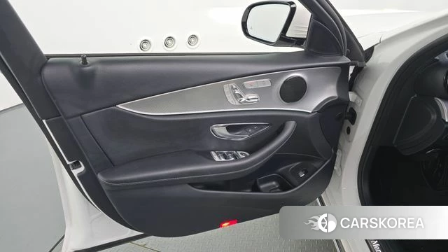 Mercedes-Benz E-Class W213 id 4525739 из Кореи 16
