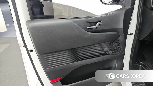 Hyundai Staria id 4500185 из Кореи 16