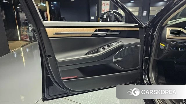 Genesis G90 id 4434738 из Кореи 16