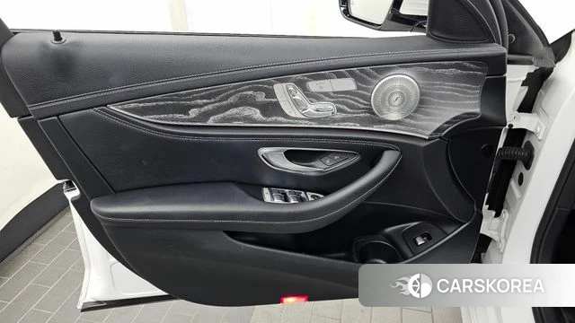 Mercedes-Benz E-Class W213 id 4872328 из Кореи 16