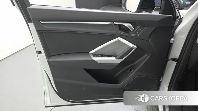 Audi Q3 (F3) id 4921237 из Кореи 16