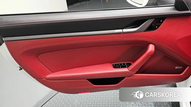 Porsche 911(992) id 4677363 из Кореи 16