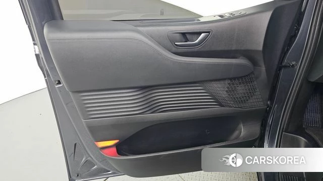 Hyundai Staria id 4687807 из Кореи 16