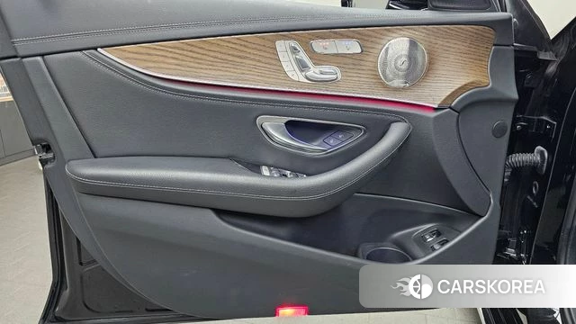 Mercedes-Benz E-Class W213 id 4735402 из Кореи 16