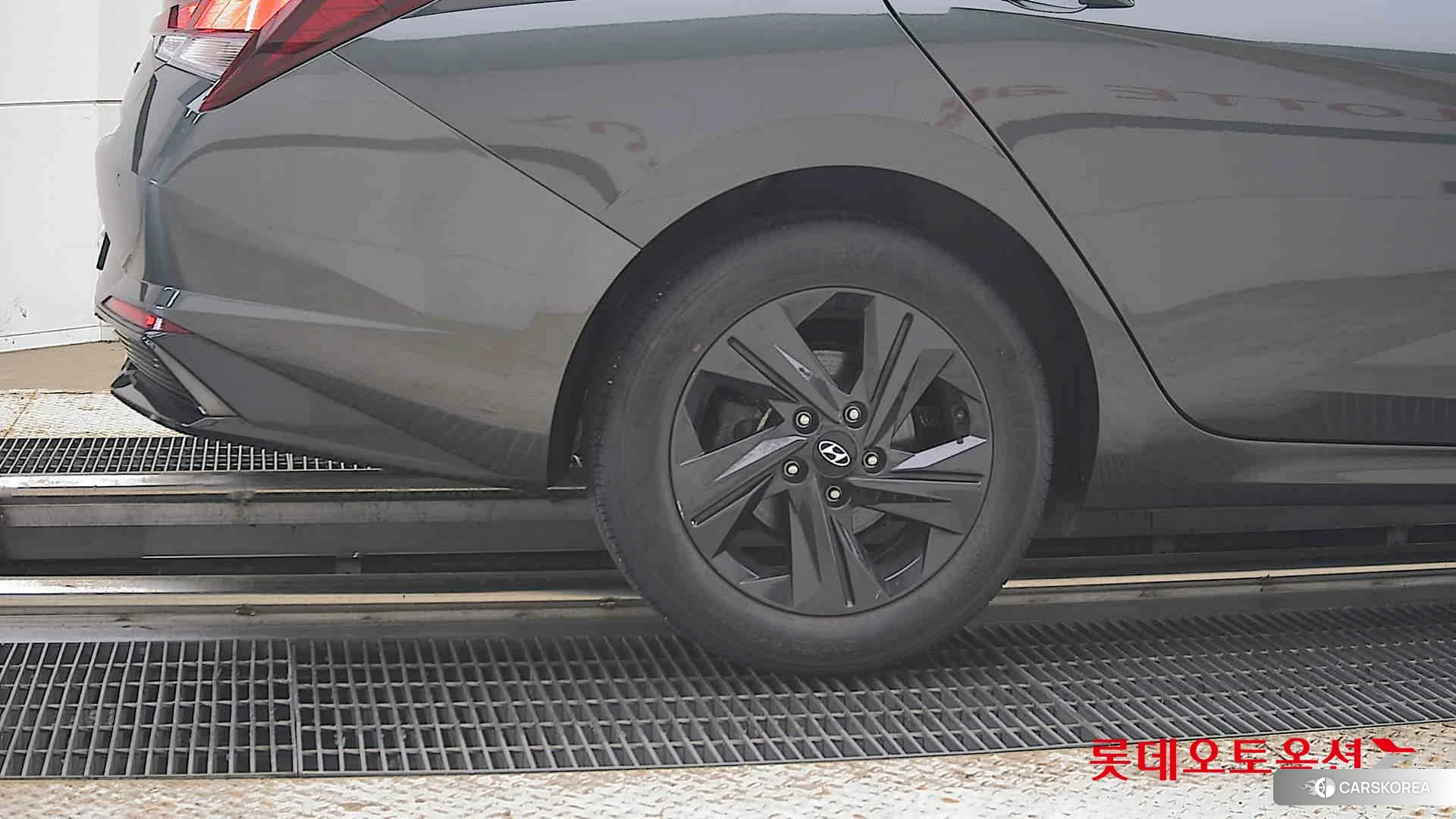Hyundai Avante Hybrid id 4664267 из Кореи 16
