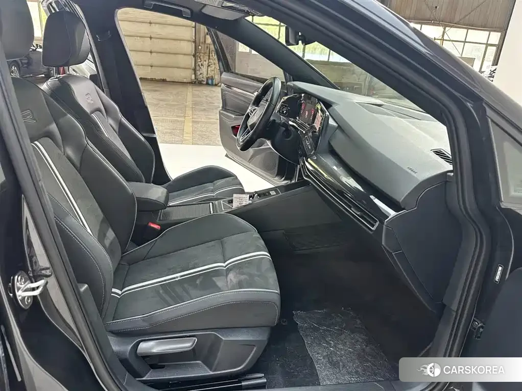 Volkswagen Golf id 4545807 из Китая 16