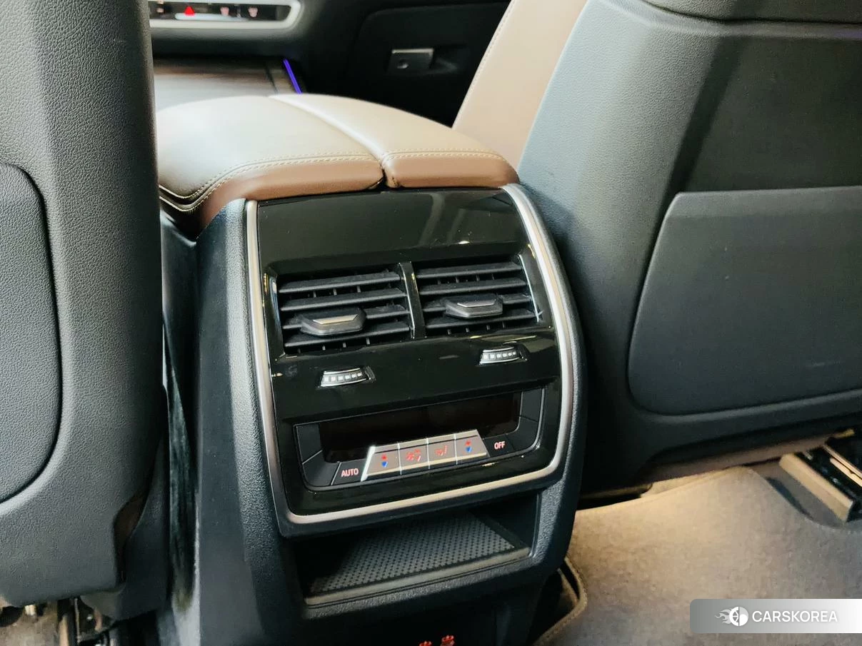 BMW X7 id 4510968 из Китая 16