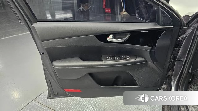 Kia The New K3 2nd generation id 4223864 из Кореи 16