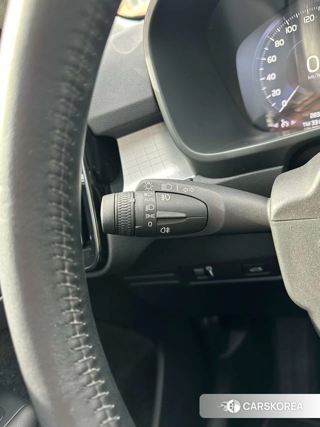 Volvo XC40 id 4208572 из Китая 16