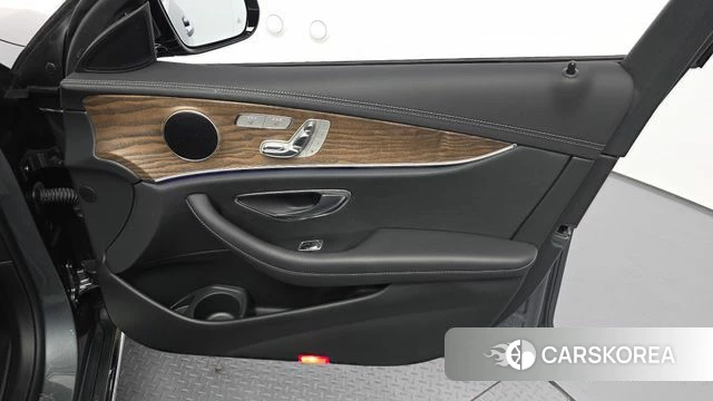 Mercedes-Benz E-Class W213 id 4871635 из Кореи 16