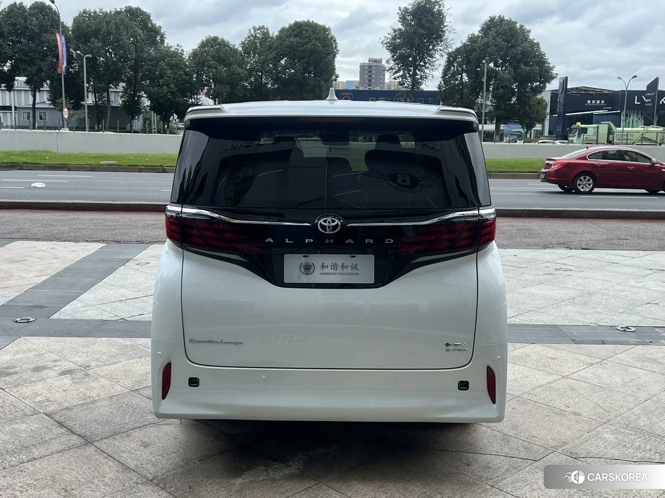 Toyota Elfa id 4479424 из Китая 16