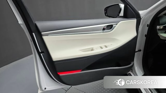 Hyundai The New Grandeur IG Hybrid id 4415211 из Кореи 16