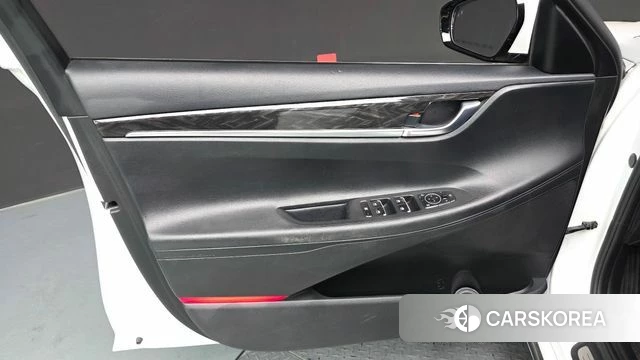Hyundai Grandeur IG id 4331618 из Кореи 16