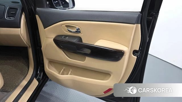 Kia The New Carnival id 4435419 из Кореи 16