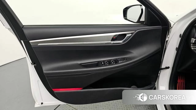 Hyundai The New Grandeur IG id 4337698 из Кореи 16