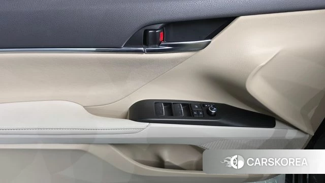 Toyota Camry (XV70) id 4201319 из Кореи 16