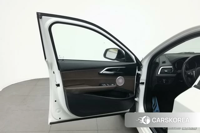 BMW 1 series id 4307056 из Китая 16