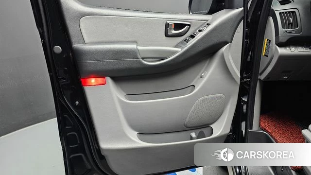Hyundai The New Grand Starex id 4638114 из Кореи 16