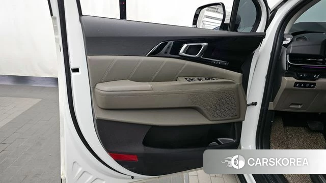 Kia The New Carnival 4th Generation id 4388116 из Кореи 16