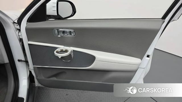 Hyundai Ionic 6 id 4186511 из Кореи 16