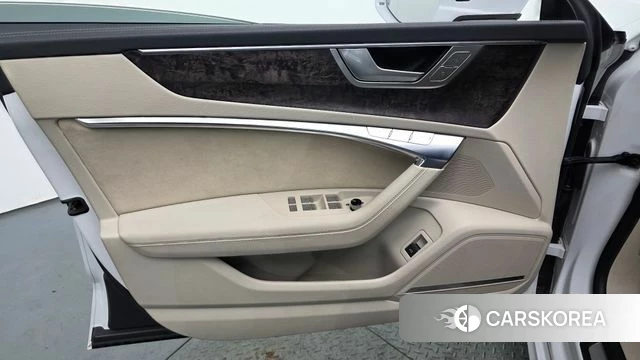 Audi A7 (4K) id 4476817 из Кореи 16