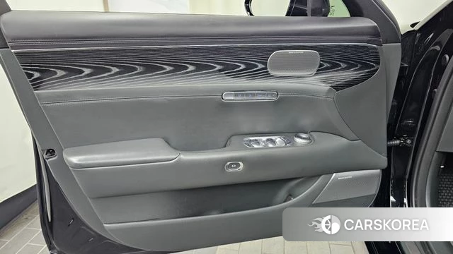Genesis G90 (RS4) id 4740620 из Кореи 16