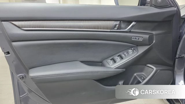 Honda Accord 10th Generation id 4702387 из Кореи 16