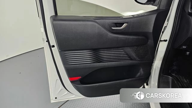 Hyundai Staria id 4669927 из Кореи 16