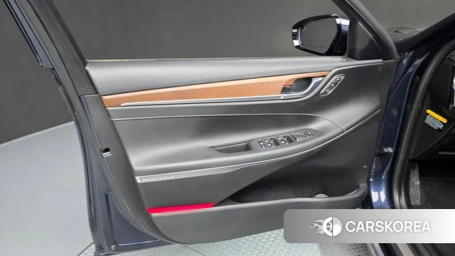 Hyundai Grandeur IG Hybrid id 4203782 из Кореи 16