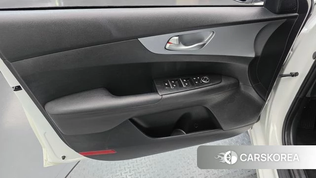 Kia The New K3 2nd generation id 4444101 из Кореи 16