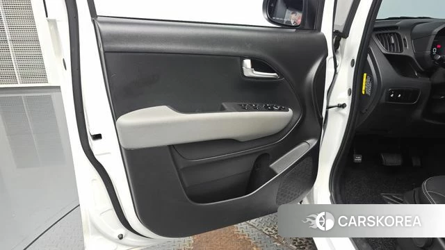 Kia The New Kia Ray id 4612880 из Кореи 16