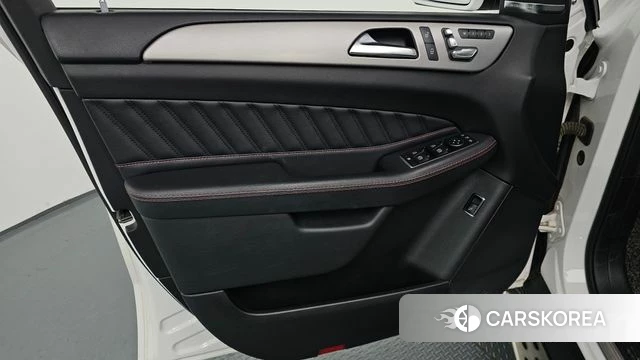 Mercedes-Benz GLE - Class W166 id 4551852 из Кореи 16