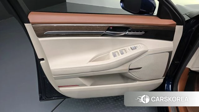 Genesis G90 id 4459038 из Кореи 16