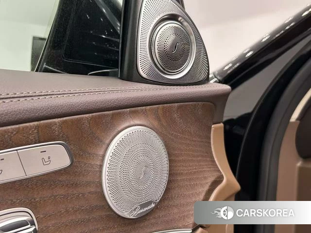 Mercedes-Benz E-class id 4256866 из Китая 16