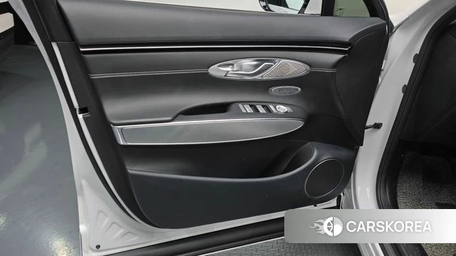Genesis Electrified GV70 id 4388720 из Кореи 16