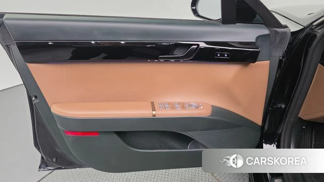 Hyundai Grandeur (GN7) id 4591889 из Кореи 16