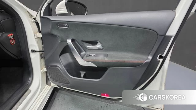 Mercedes-Benz A-Class W177 id 4410109 из Кореи 16