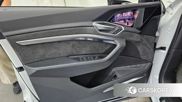 Audi e-Tron id 4496031 из Кореи 16