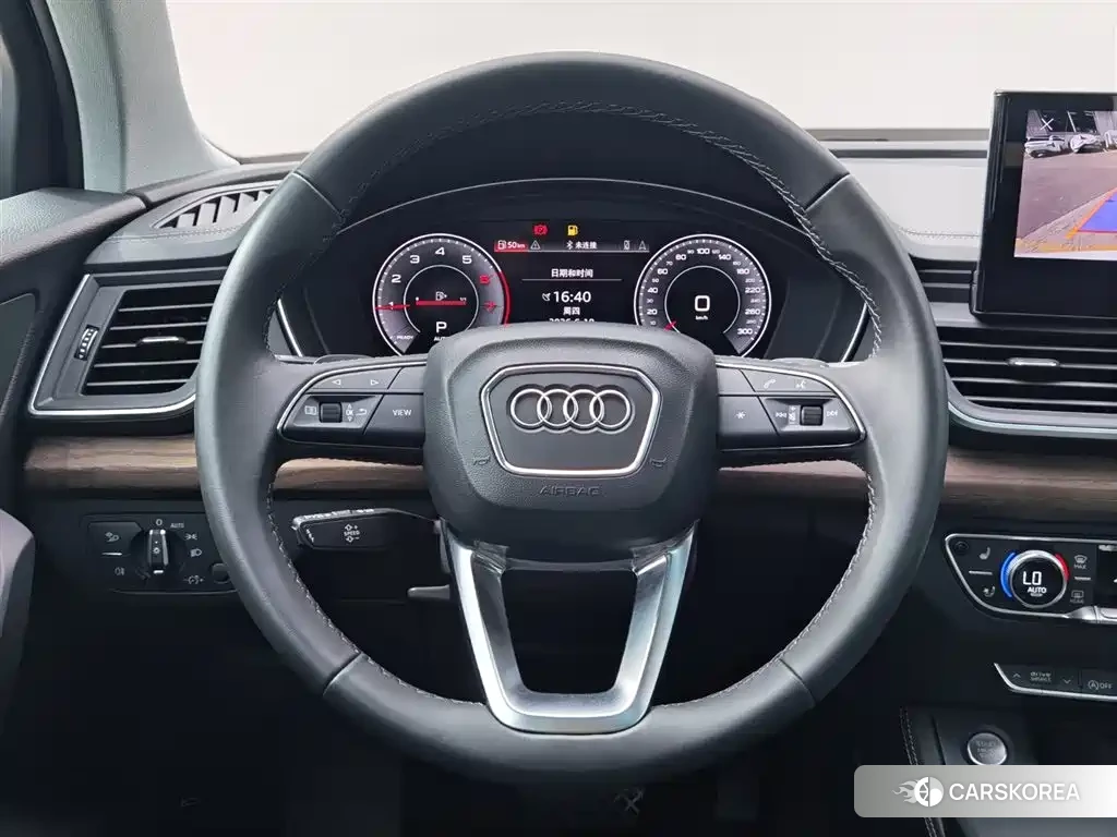 Audi Q5L id 4576367 из Китая 16