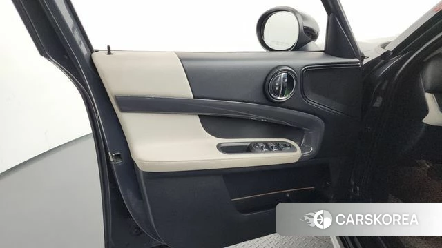 Mini Cooper S Countryman id 4188556 из Кореи 16