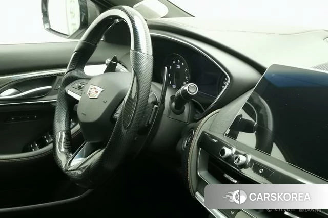 Cadillac CT5 id 4211288 из Китая 16