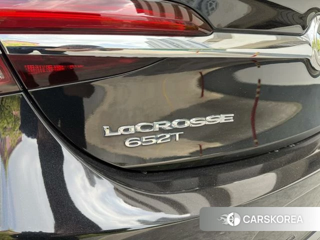 Buick Lacrosse id 4238146 из Китая 16
