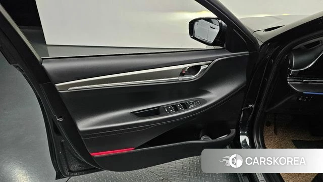 Hyundai The New Grandeur IG Hybrid id 4550302 из Кореи 16