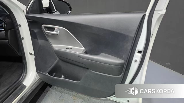 Kia Niro Plus id 4579546 из Кореи 16
