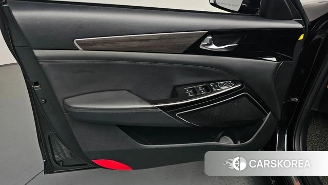 Kia K7 Premier id 4625992 из Кореи 16