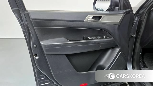 Ssangyong Rexton Sports id 4233218 из Кореи 16