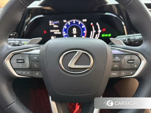 Lexus NX id 4209367 из Китая 16