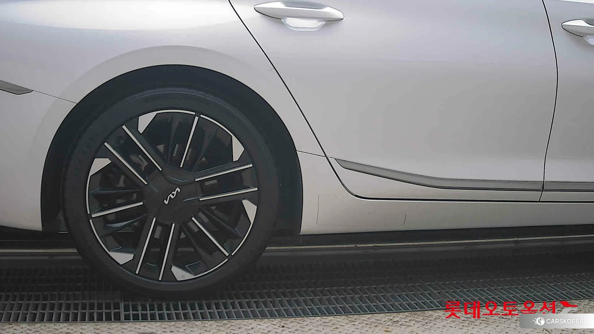Kia K8 Hybrid id 4902368 из Кореи 16