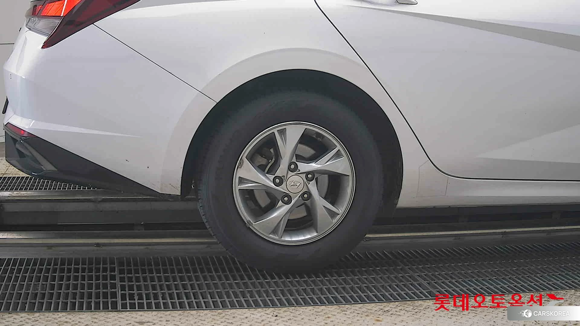 Hyundai Avante id 4909204 из Кореи 16